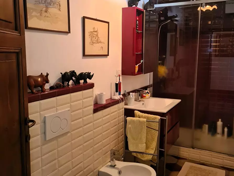 Immagine 7 di Villa in vendita  a Siena