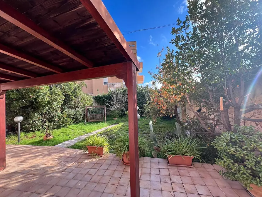 Immagine 1 di Appartamento in vendita  a Lecce