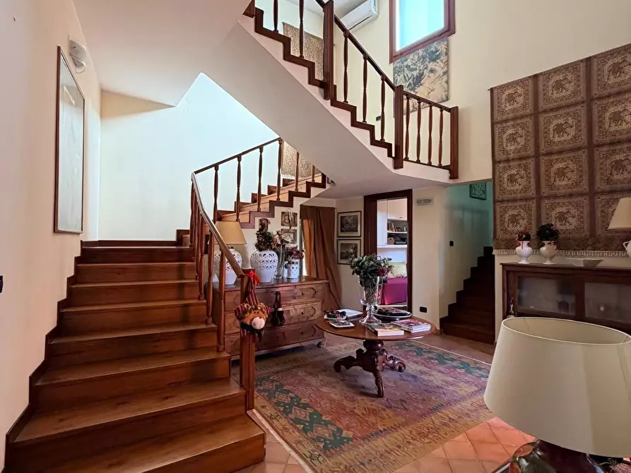 Immagine 15 di Appartamento in vendita  a Lecce