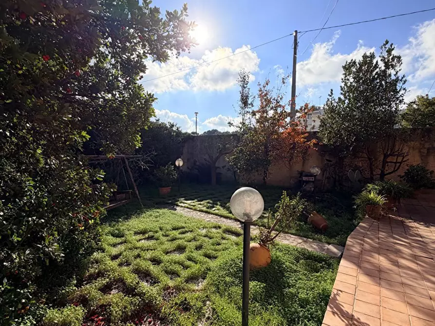 Immagine 58 di Appartamento in vendita  a Lecce