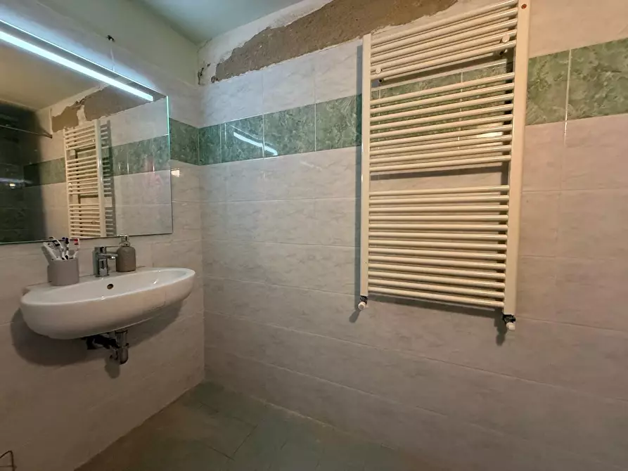 Immagine 25 di Villetta a schiera in vendita  a Terricciola