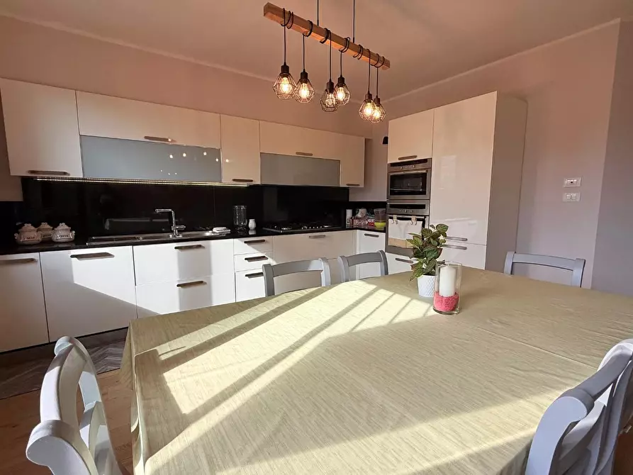 Immagine 10 di Villetta a schiera in vendita  a Terricciola