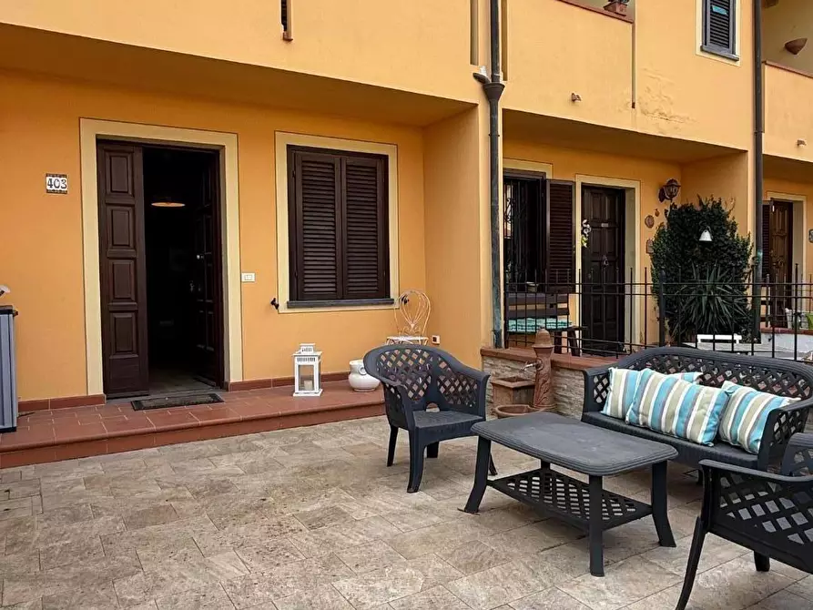 Immagine 28 di Villetta a schiera in vendita  a Terricciola