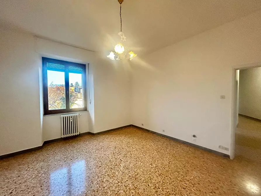 Immagine 3 di Appartamento in vendita  a Siena