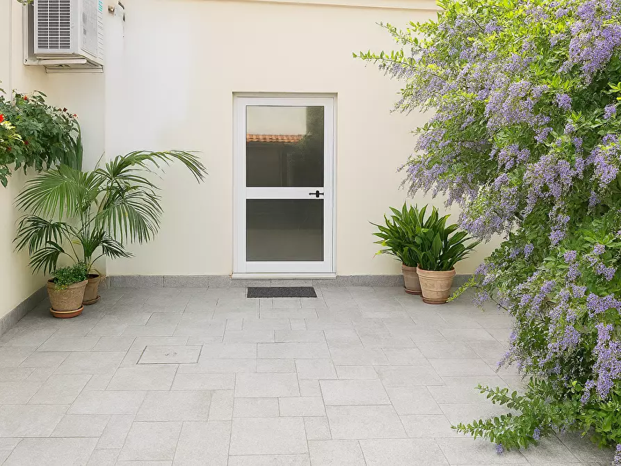 Immagine 9 di Appartamento in vendita  a Pisa