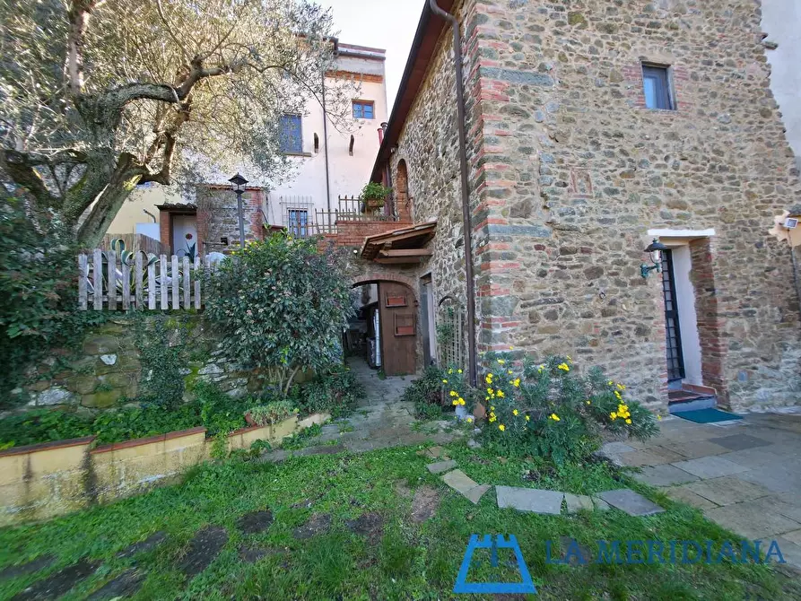 Immagine 18 di Appartamento in vendita  a Lamporecchio