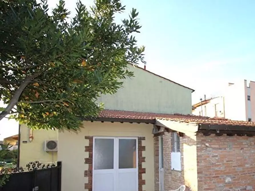 Immagine 3 di Appartamento in vendita  a Pisa