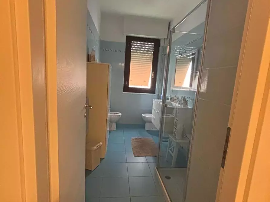 Immagine 12 di Appartamento in vendita  a Carrara