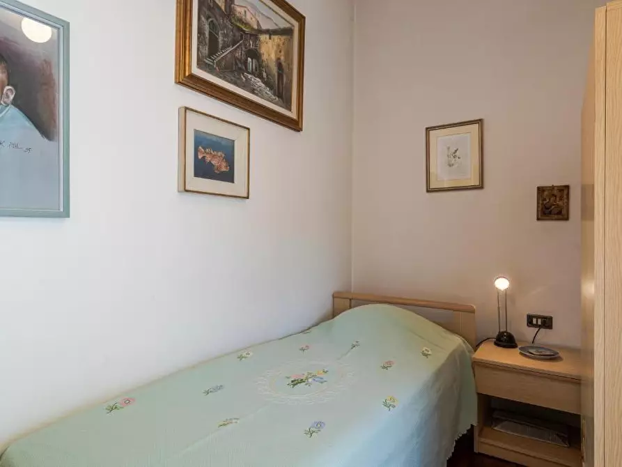 Immagine 22 di Appartamento in affitto  a Viareggio