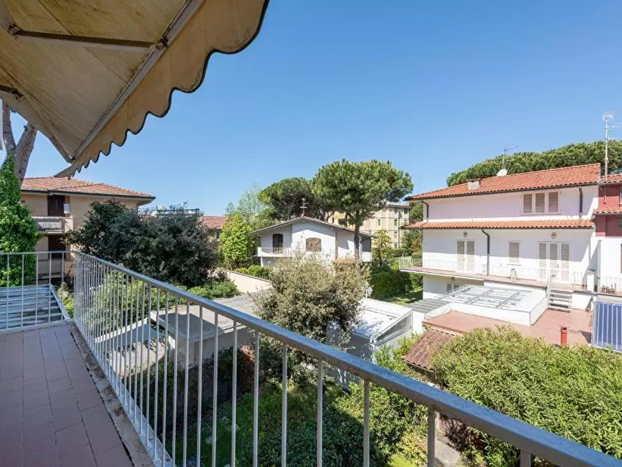 Immagine 28 di Appartamento in affitto  a Viareggio