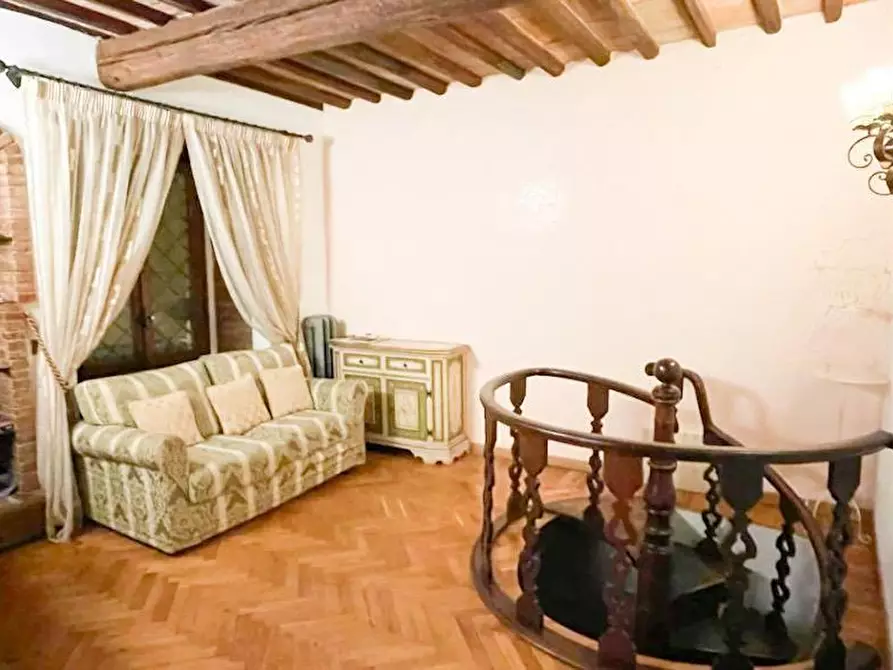 Immagine 9 di Terratetto in vendita  a Pisa