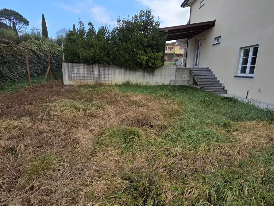 Immagine 29 di Villa in vendita  a Capannori