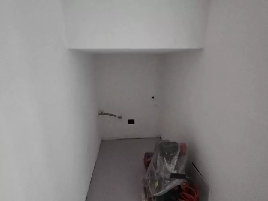 Immagine 48 di Villa in vendita  a Capannori