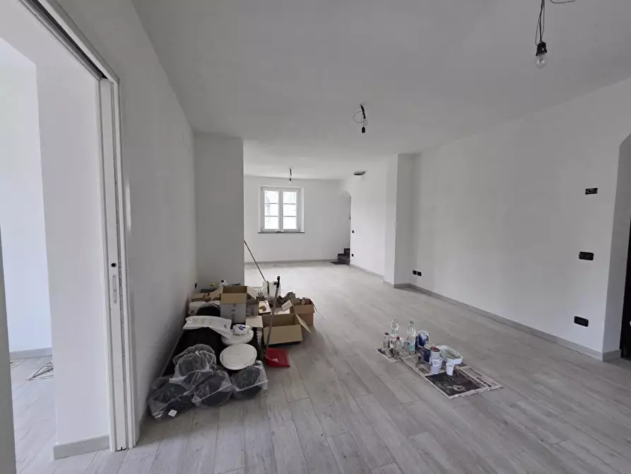 Immagine 31 di Villa in vendita  a Capannori