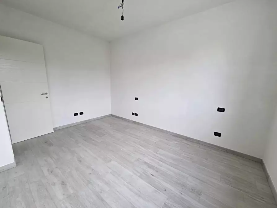 Immagine 40 di Villa in vendita  a Capannori