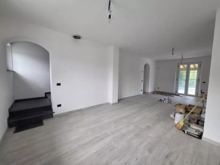 Immagine 35 di Villa in vendita  a Capannori