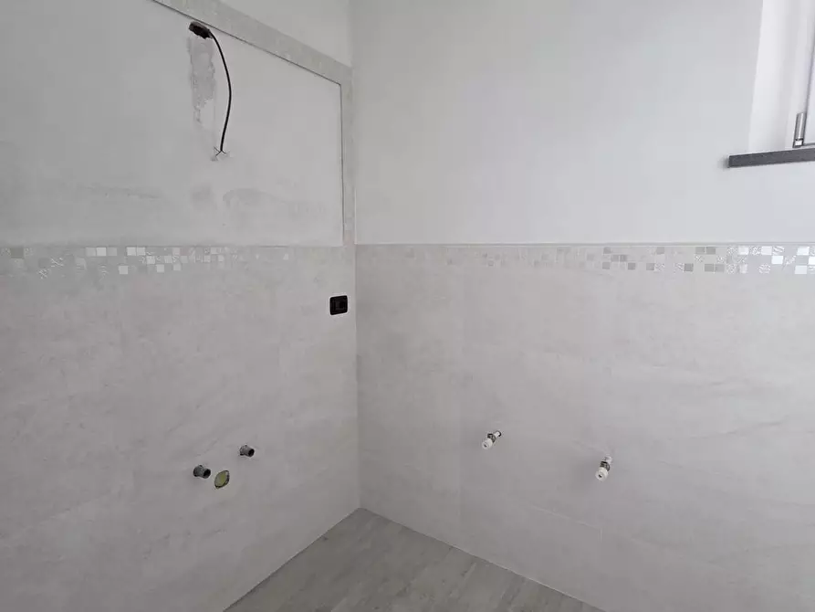 Immagine 18 di Villa in vendita  a Capannori