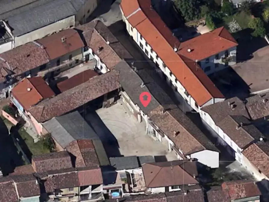 Immagine 6 di Garage in vendita  a Gambolo'