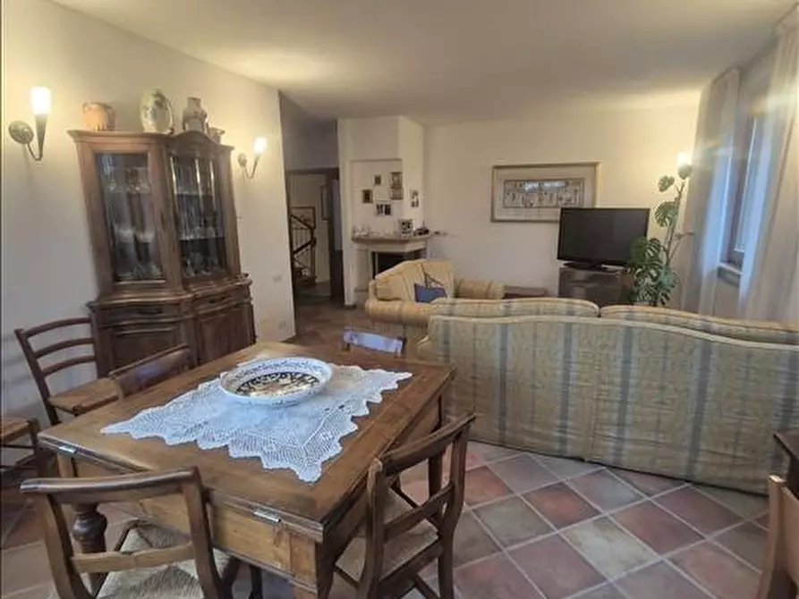 Immagine 6 di Terratetto in vendita  a Asciano