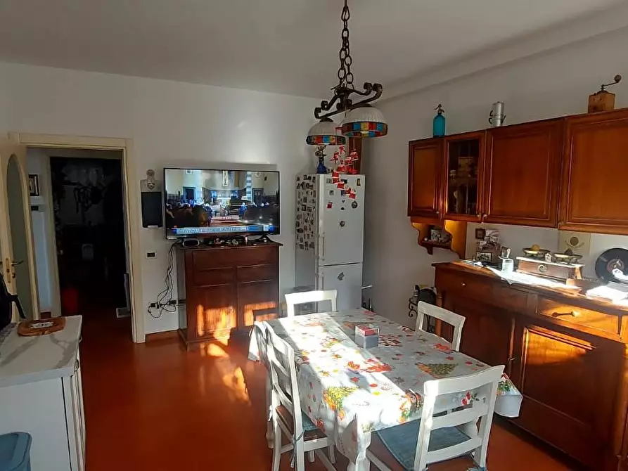 Immagine 9 di Appartamento in vendita  a Livorno