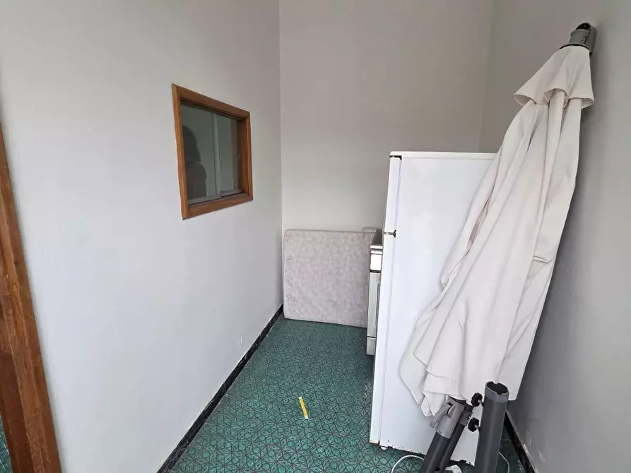 Immagine 18 di Attività artigianale in vendita  a Capannori