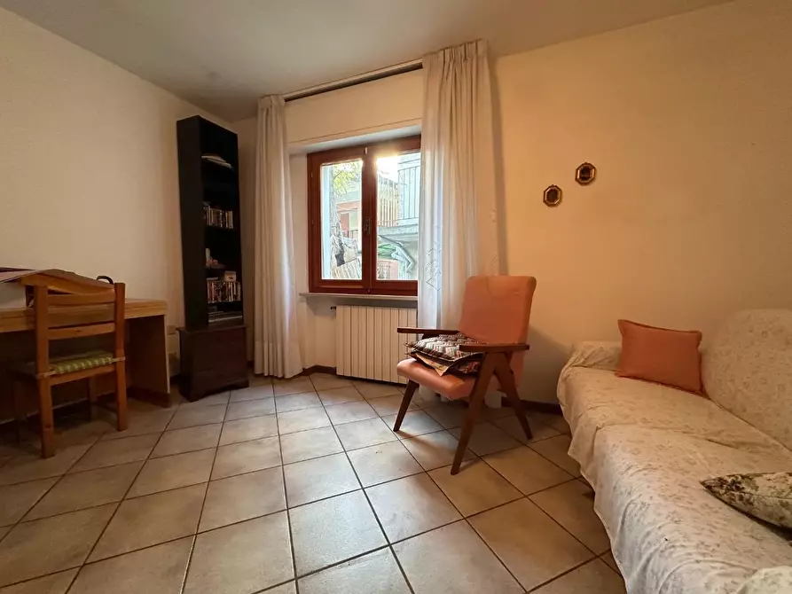 Immagine 16 di Casa semindipendente in vendita  a Crespina Lorenzana