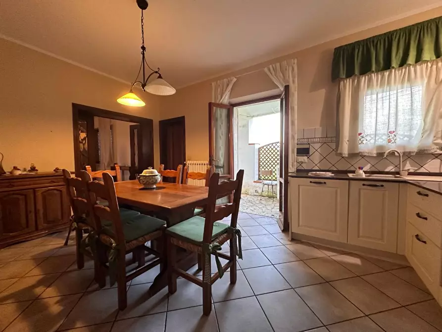 Immagine 8 di Casa semindipendente in vendita  a Crespina Lorenzana