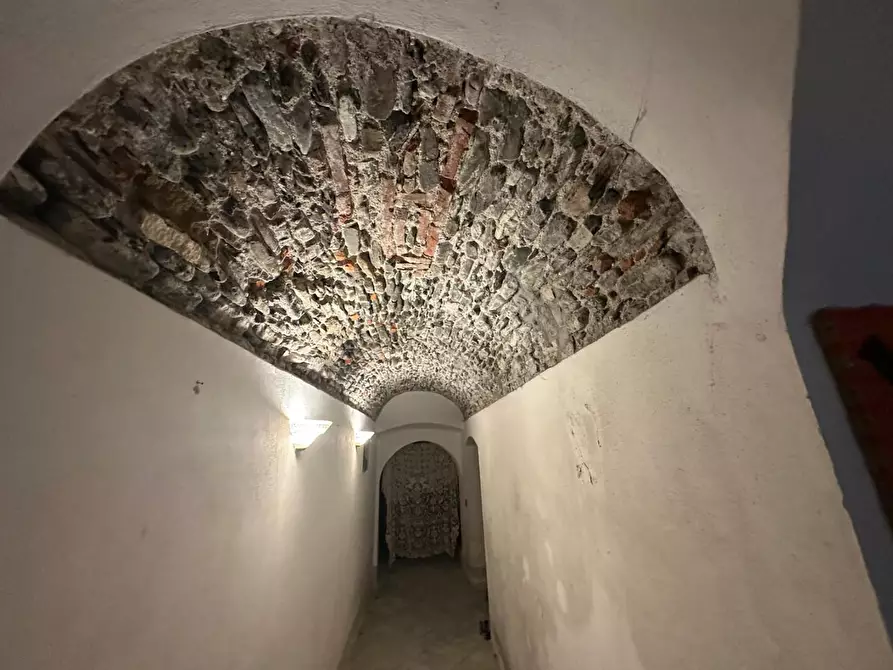 Immagine 22 di Appartamento in vendita  a Sarzana