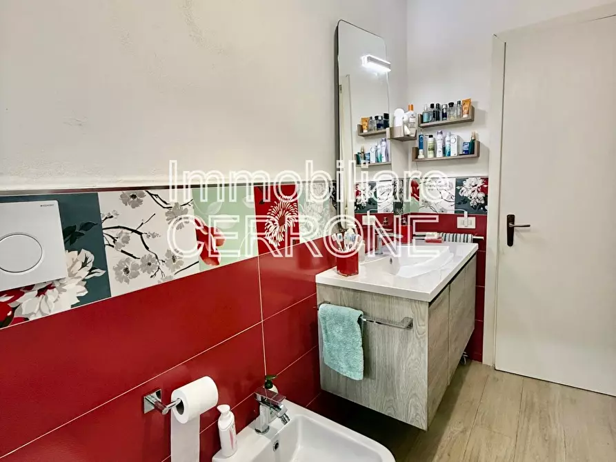 Immagine 21 di Appartamento in vendita  a Cecina