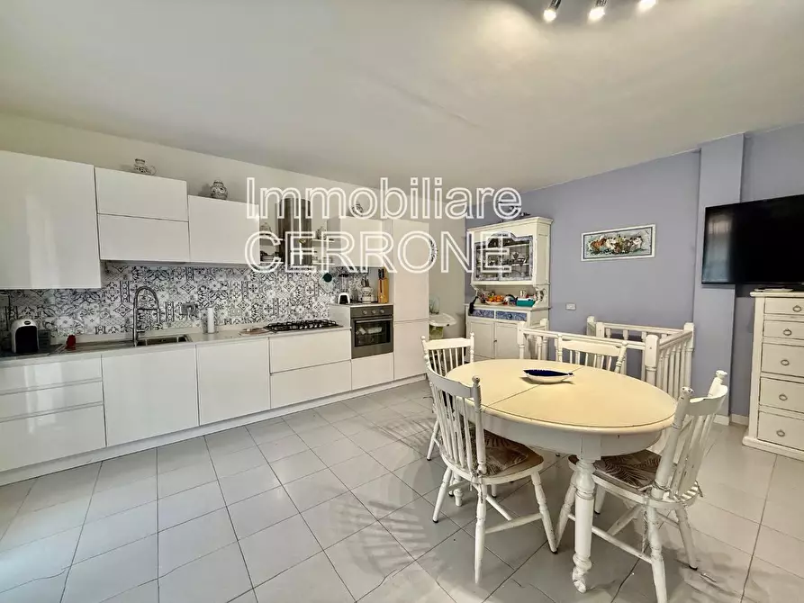 Immagine 5 di Appartamento in vendita  a Cecina