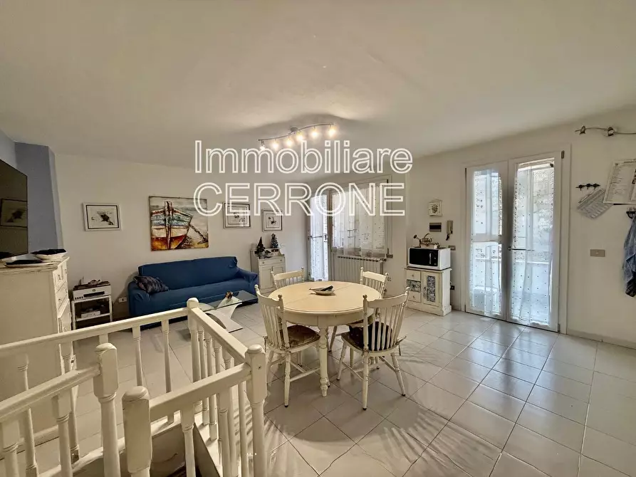 Immagine 8 di Appartamento in vendita  a Cecina