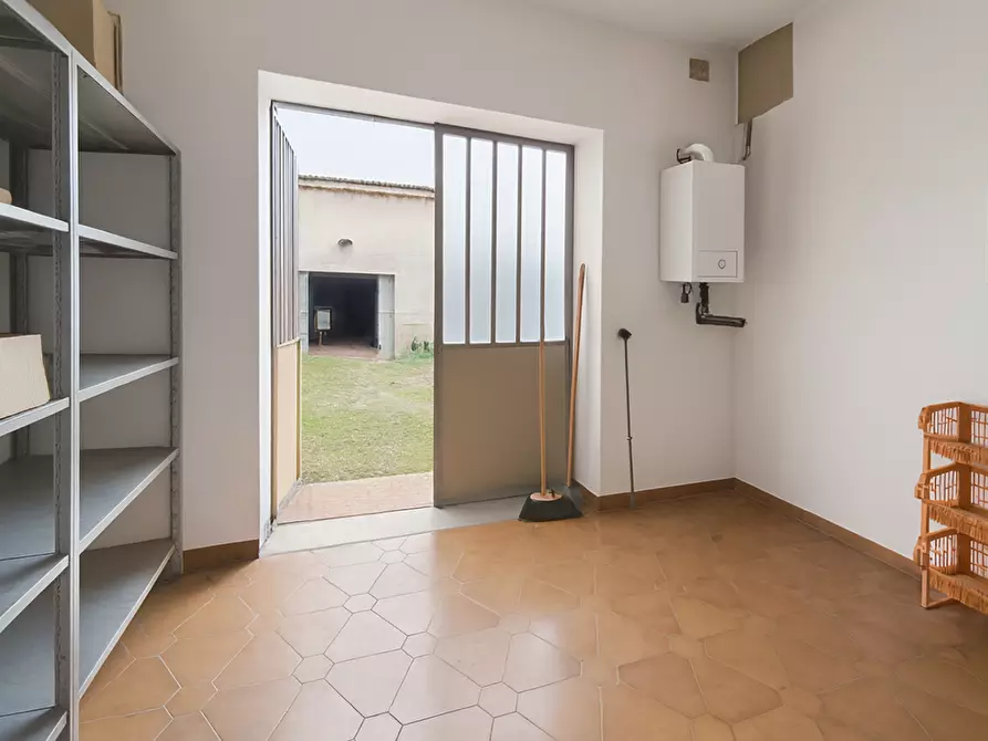 Immagine 16 di Casa semindipendente in vendita  a Bientina