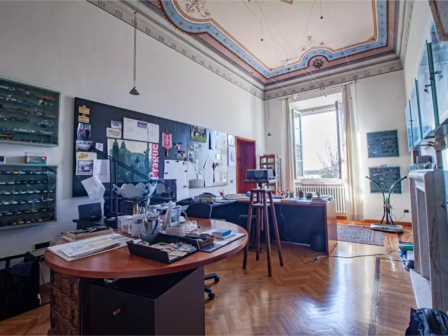 Immagine 37 di Villa in vendita  a San Giuliano Terme