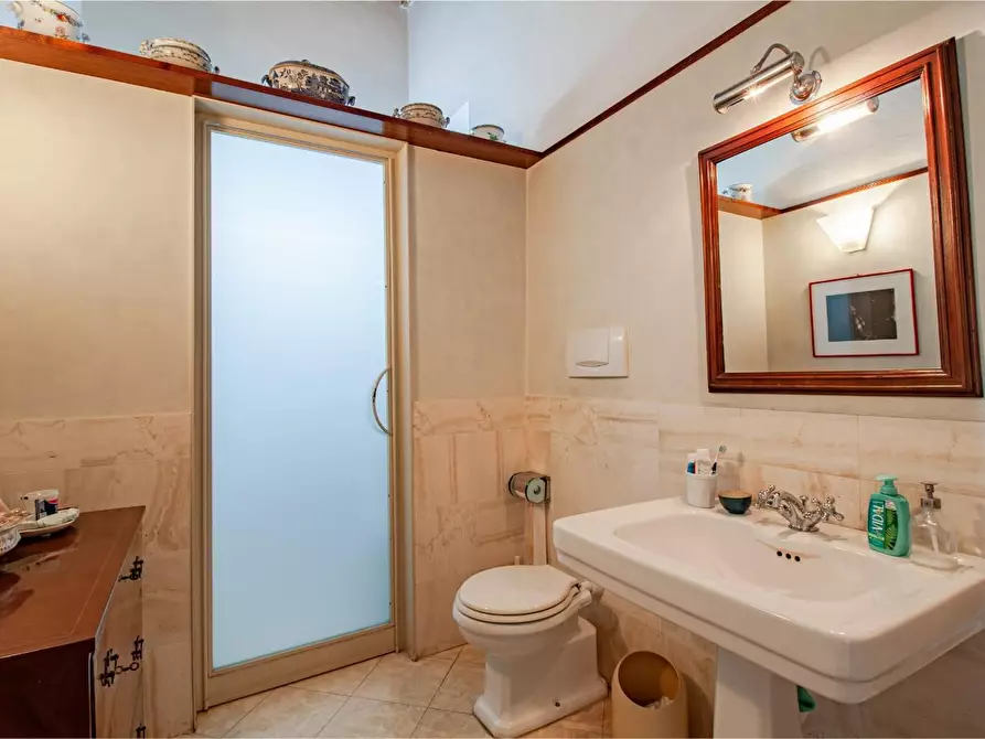 Immagine 29 di Villa in vendita  a San Giuliano Terme