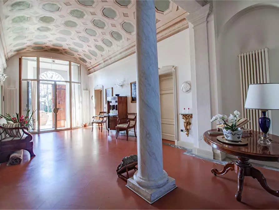 Immagine 27 di Villa in vendita  a San Giuliano Terme