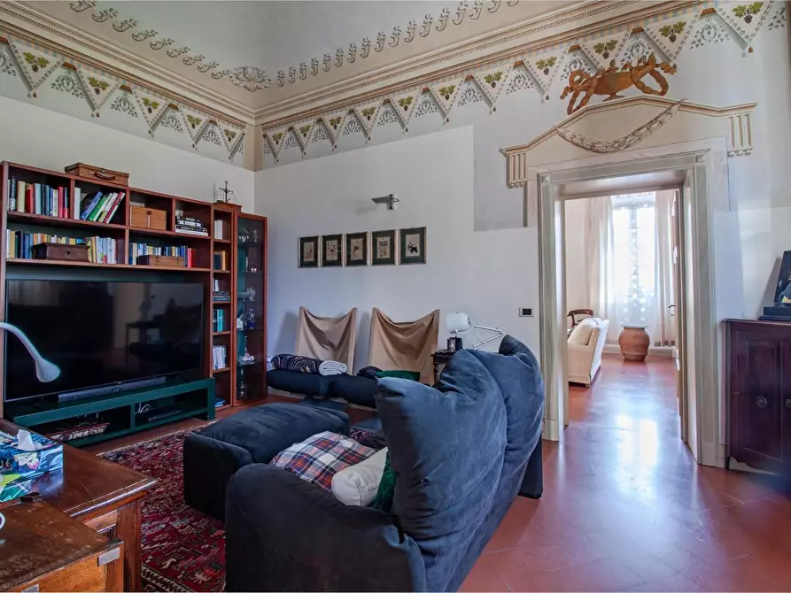 Immagine 17 di Villa in vendita  a San Giuliano Terme