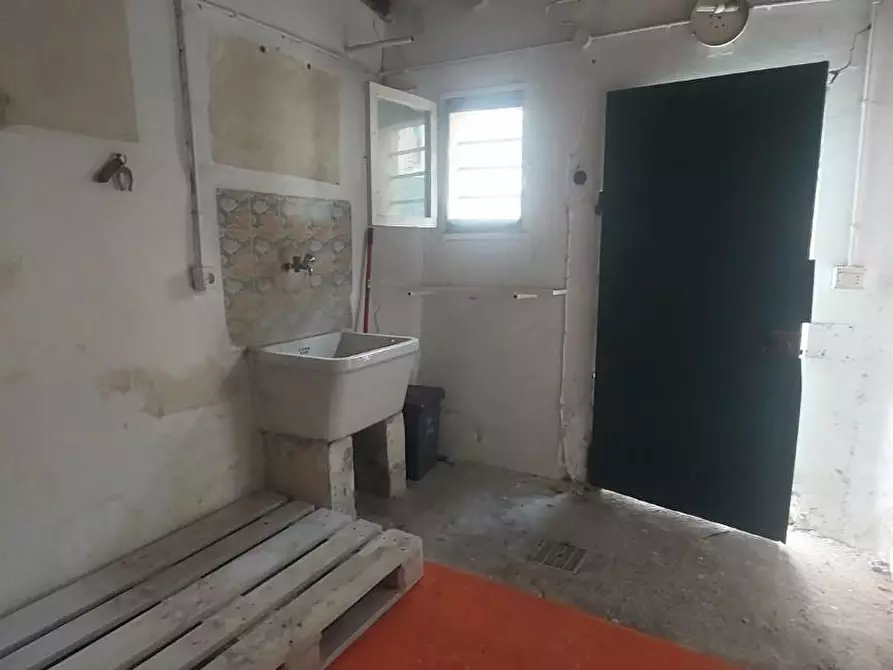 Immagine 10 di Appartamento in vendita  a Pontedera