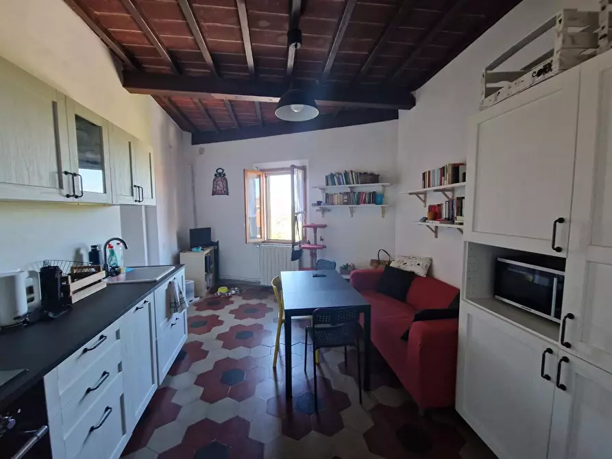 Immagine 7 di Appartamento in vendita  a Siena