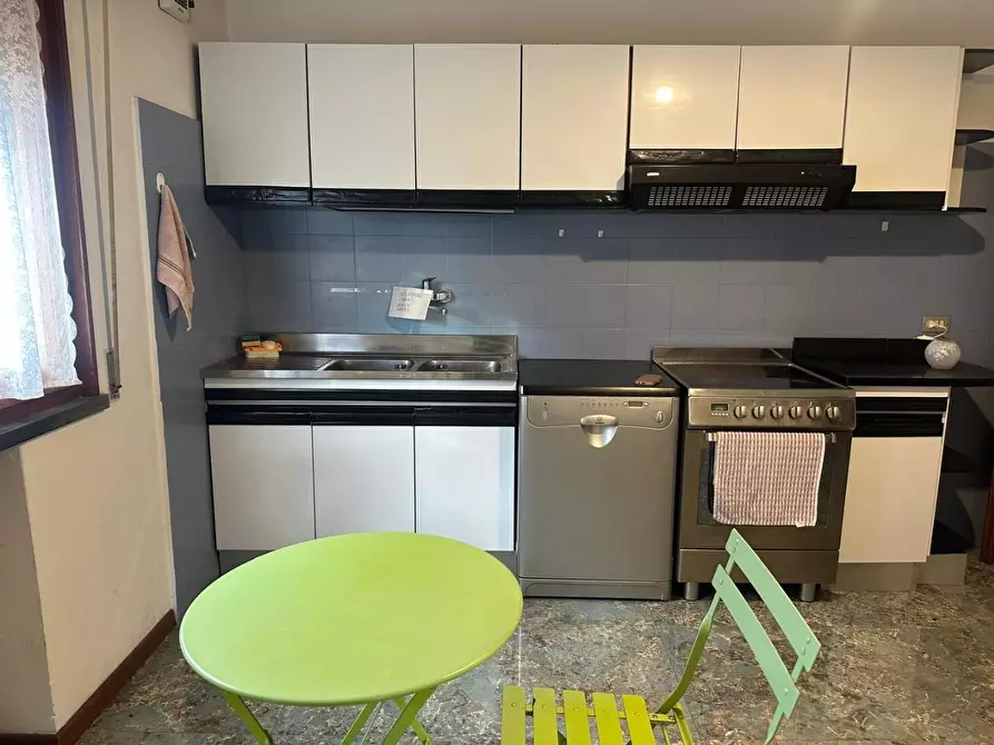 Immagine 27 di Appartamento in vendita  a Empoli