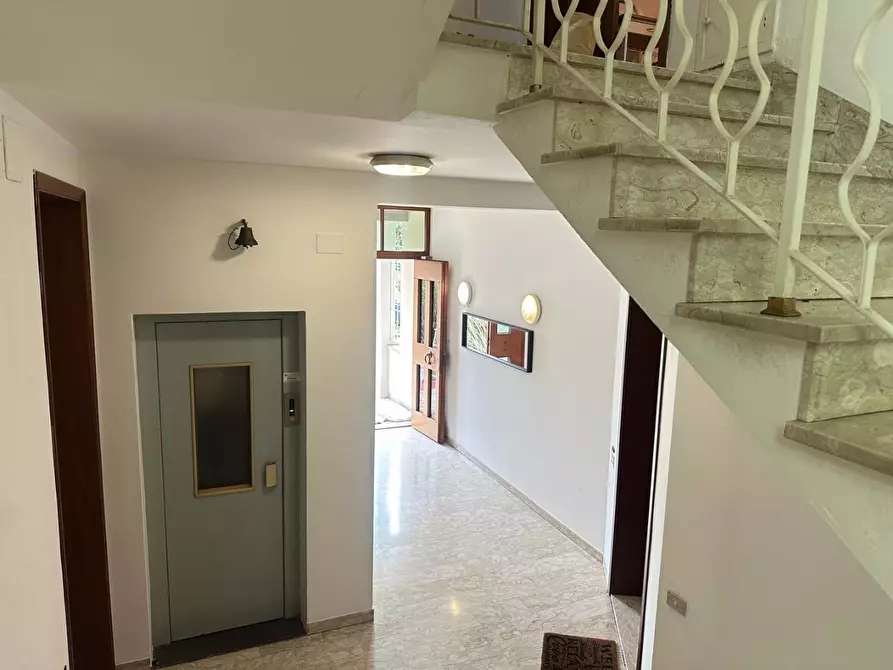 Immagine 9 di Appartamento in vendita  a Empoli