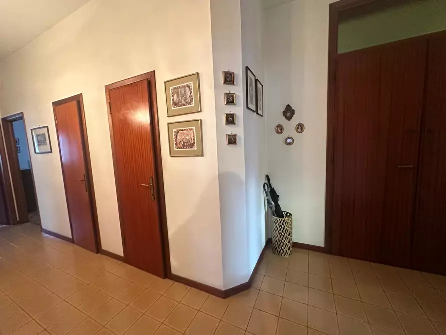 Immagine 11 di Appartamento in vendita  a Empoli