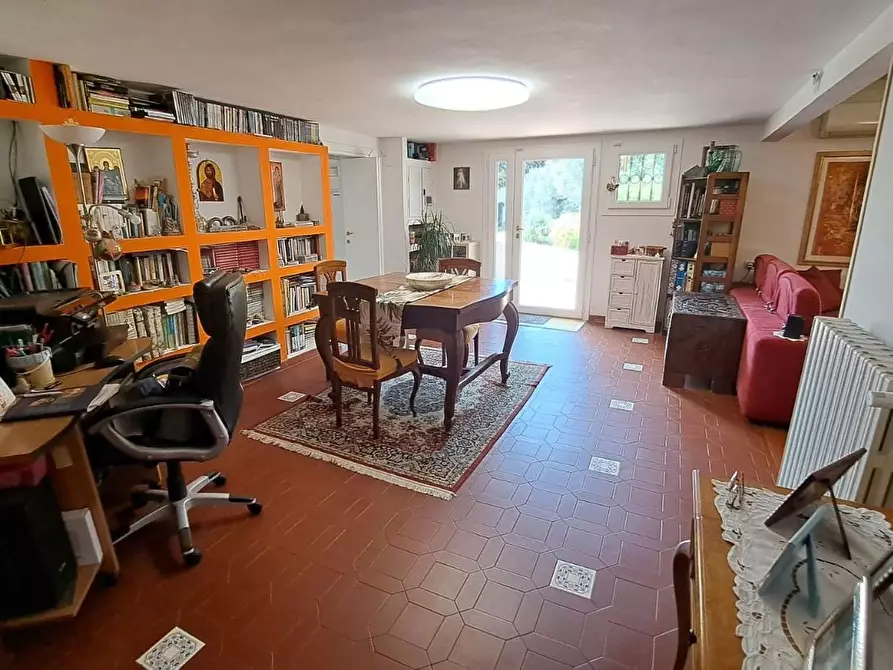 Immagine 26 di Villa in vendita  a Rosignano Marittimo