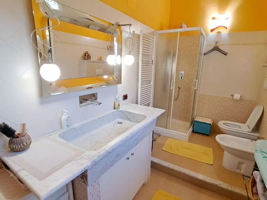 Immagine 23 di Villa in vendita  a Rosignano Marittimo