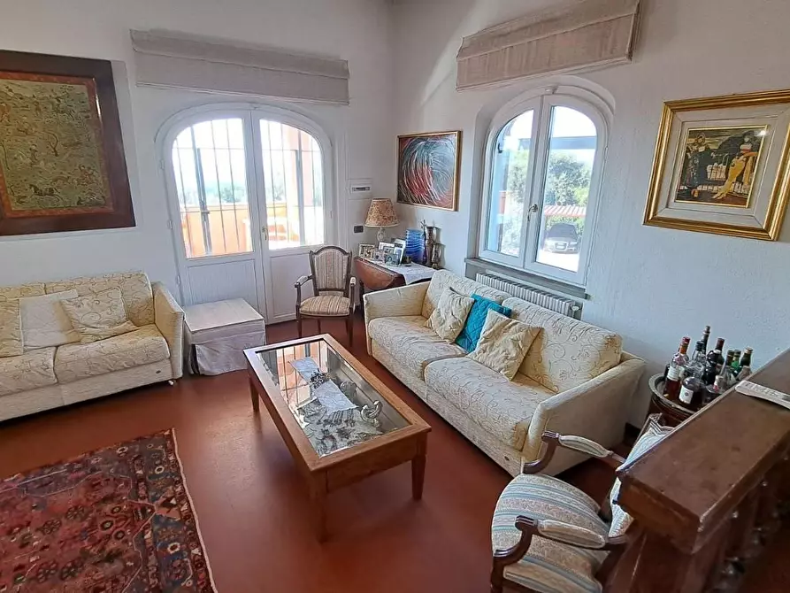 Immagine 12 di Villa in vendita  a Rosignano Marittimo