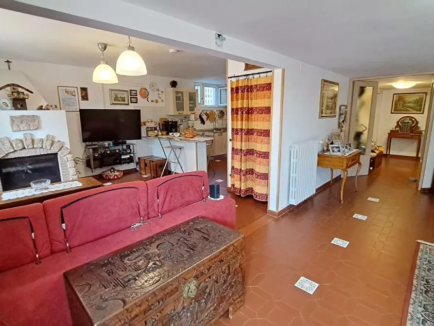 Immagine 28 di Villa in vendita  a Rosignano Marittimo