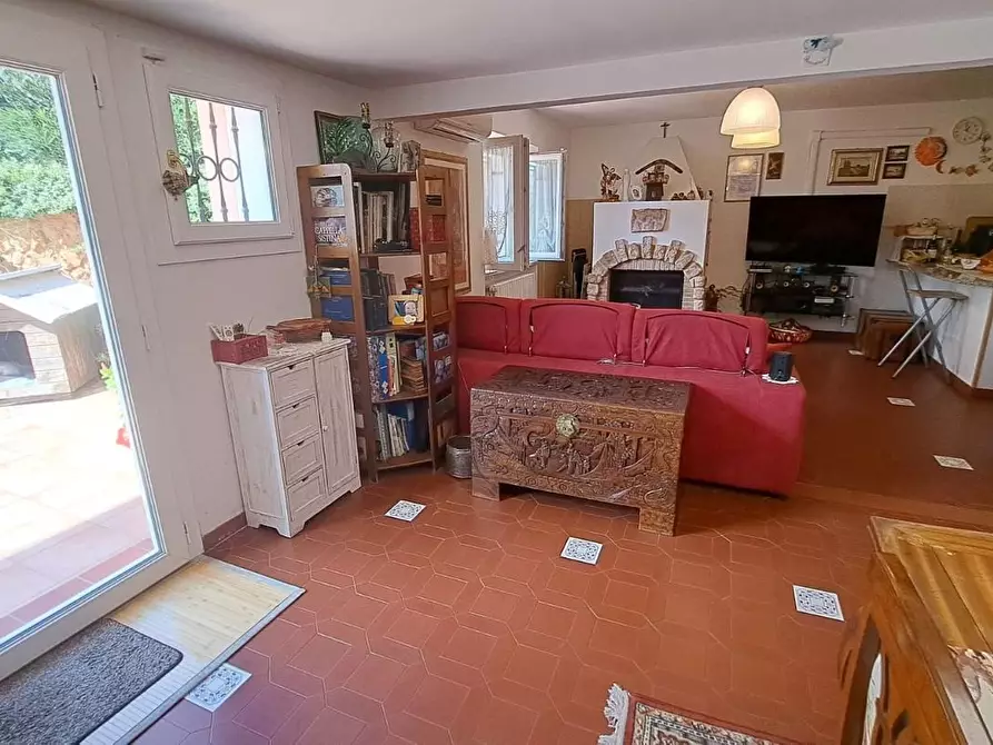 Immagine 24 di Villa in vendita  a Rosignano Marittimo