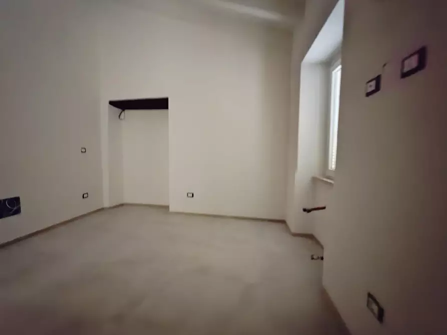 Immagine 6 di Villetta a schiera in vendita  a Massa