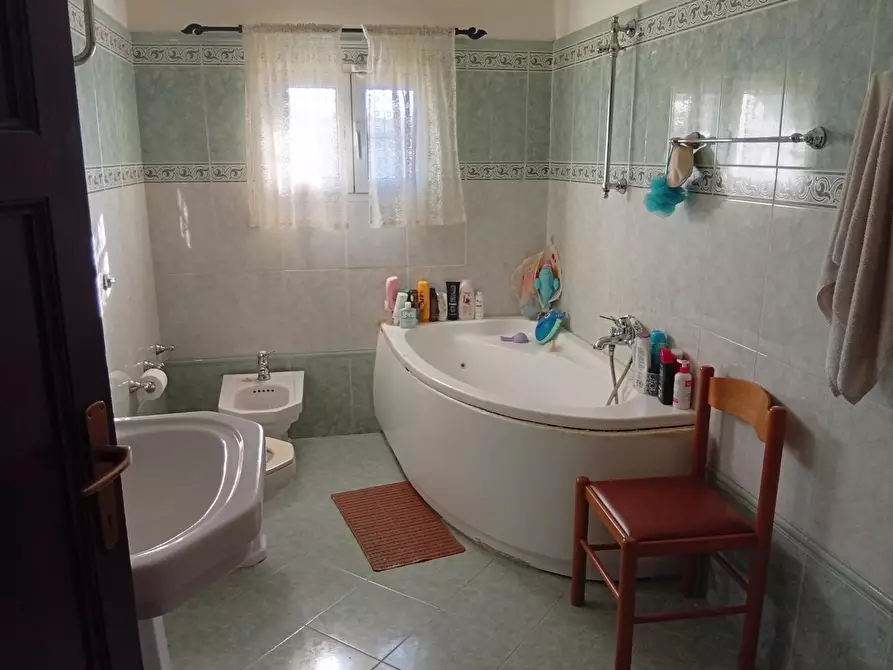 Immagine 10 di Villa in vendita  a San Giuliano Terme