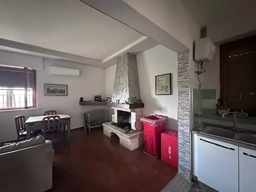 Immagine 6 di Villa in vendita  a Cascina