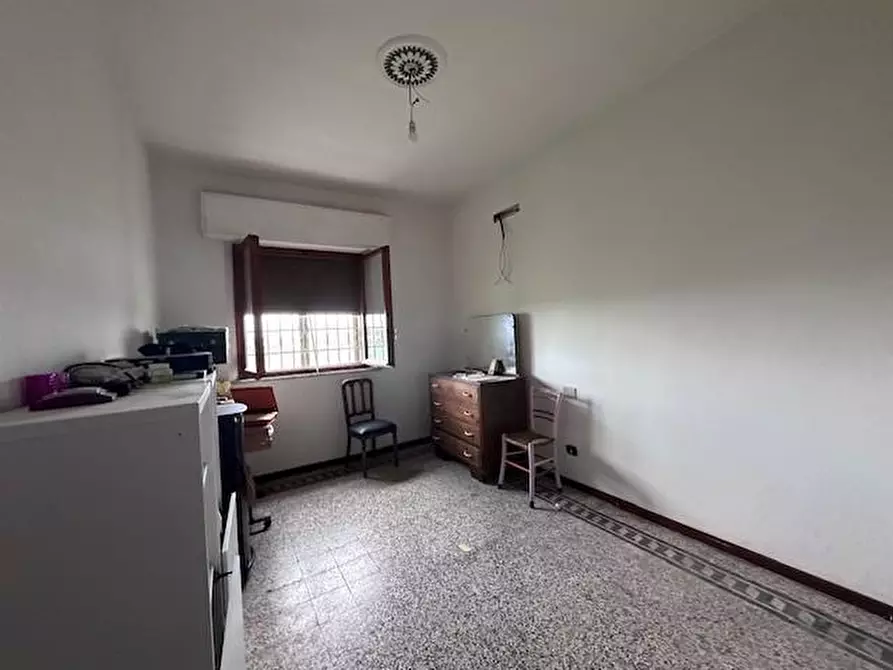 Immagine 16 di Villa in vendita  a Cascina